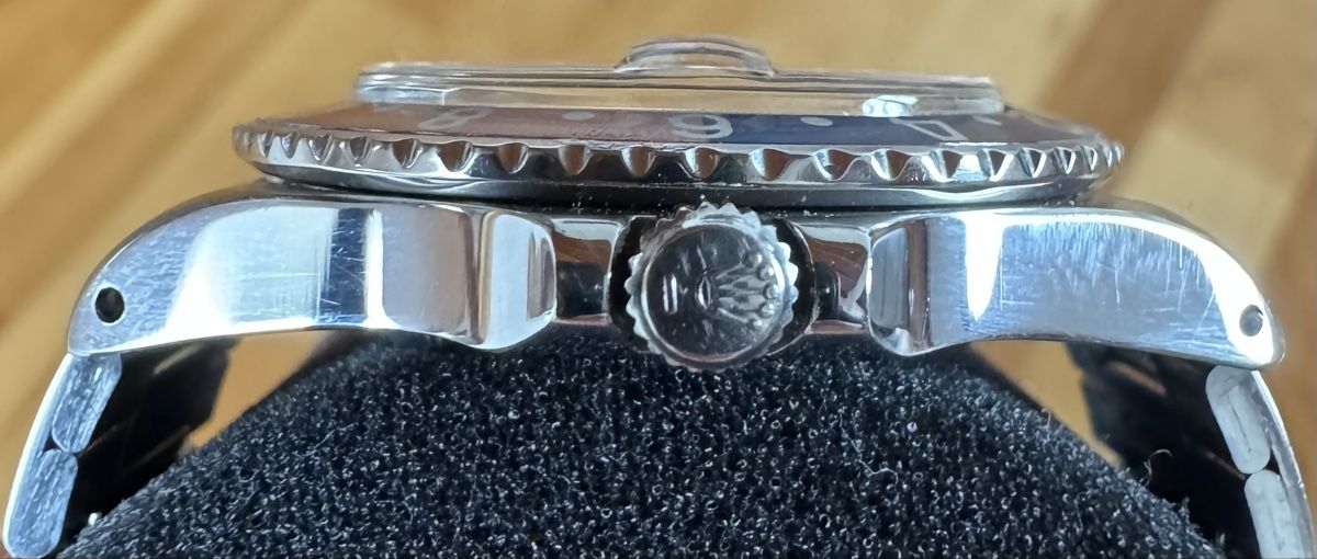 Rolex Orologi: Rolex GMT-Master PEPSI Ref. 1675 Long E aus 1968 im Fullset – Usato da Dotzigen venduto da 24SevenSwiss 5