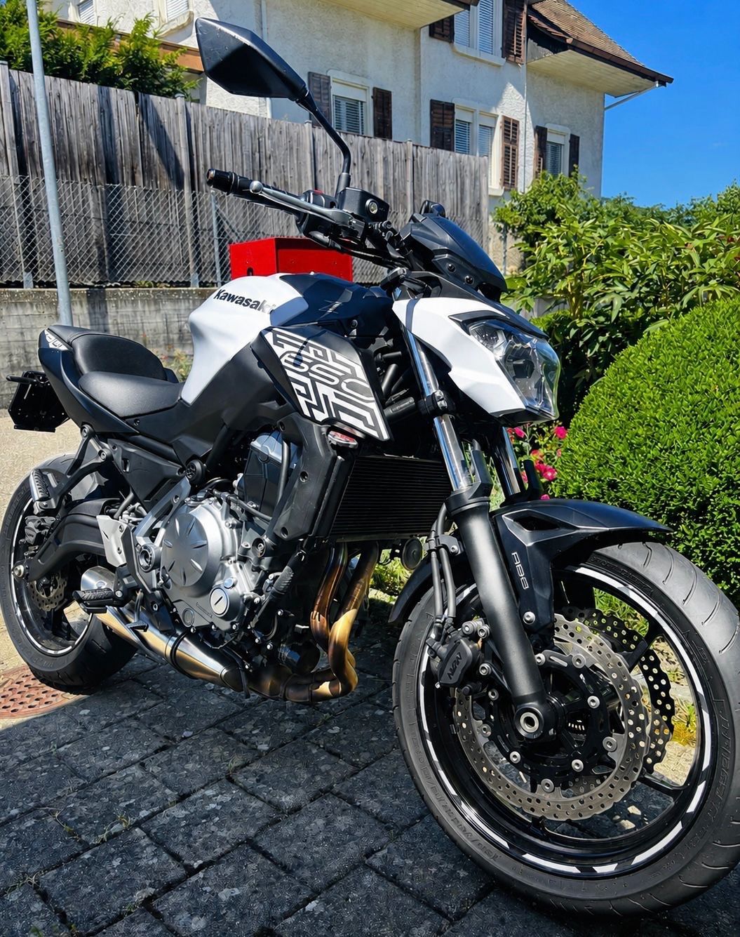 Kawasaki Strada: Kawasaki Z650 ABS 35kW – Usato da Gretzenbach venduto da leo_nmg6 2