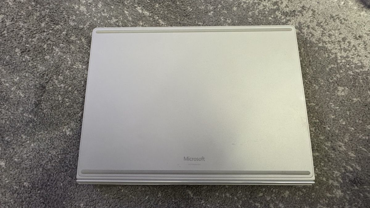 Microsoft Notebook: Microsoft Surface Book - 128GB SSD - 8GB RAM - Core i5 - GPU – Usato da St.Gallen venduto da gauwo 2