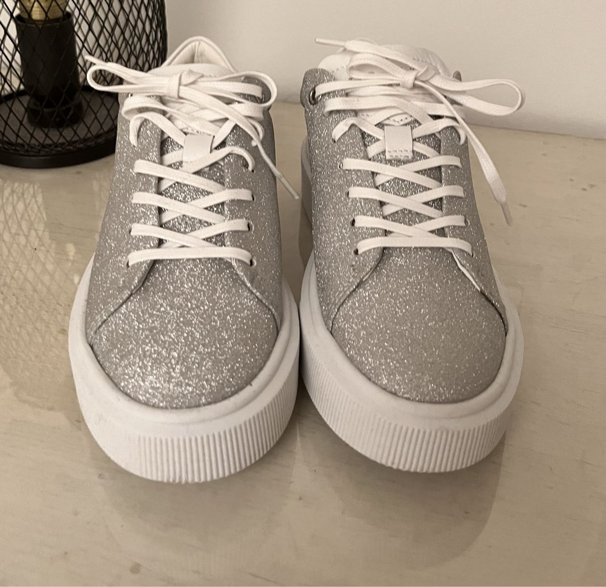 Ted Baker Damenschuhe: TED BAKER Glitter Platform Trainer Silver neu – Neu (gemäss Beschreibung) aus Steinhausen von gra_j5cn 2