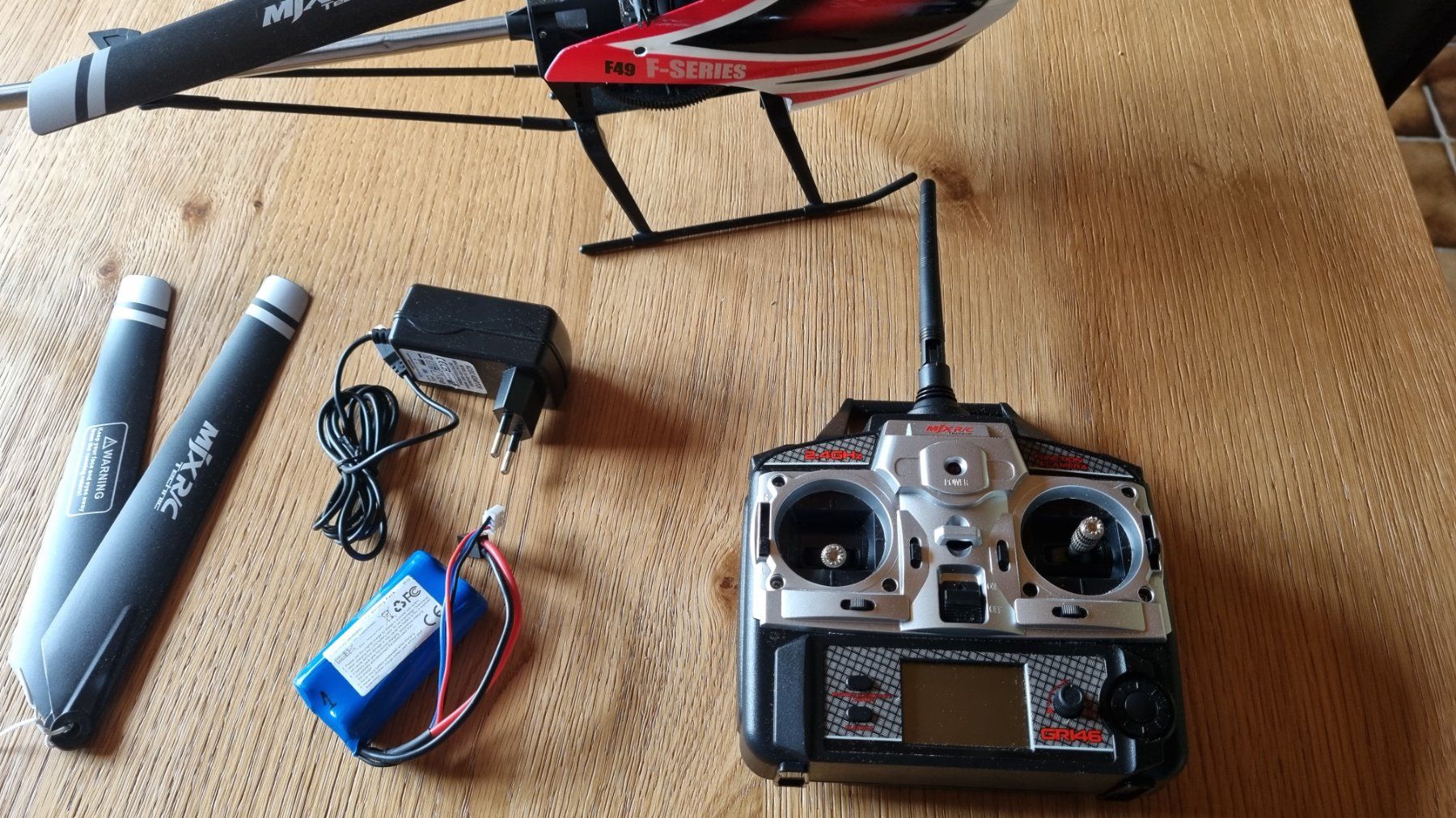 Modellismo RC: Helicoptère télécommandé / ferngesteuerter Hubschrauber F49 – Usato da Couvet venduto da Mima0077 2