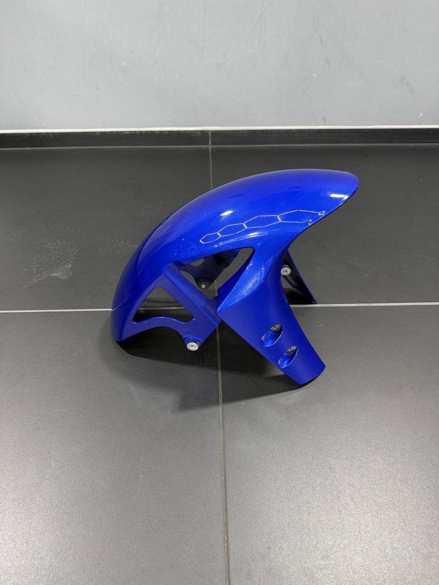 Yamaha Alle Motorradersatzteile: Yamaha R6 RJ27 Vorderradabdeckung – Gebraucht aus Hallau von wie_t85z