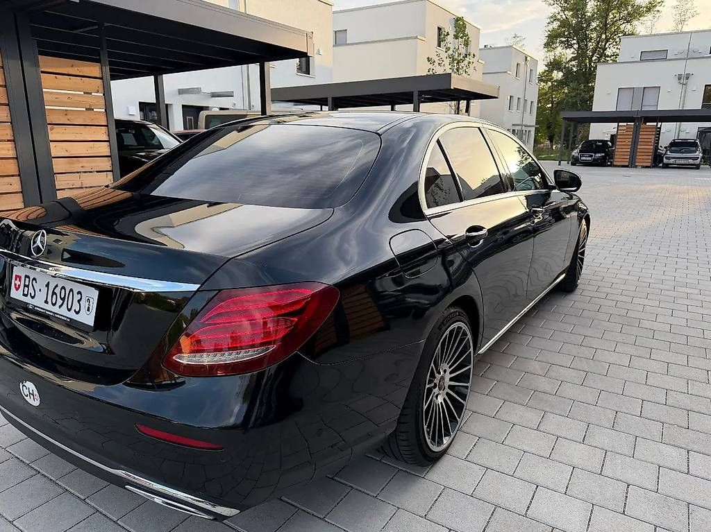Automobili: Mercedes-Benz E-Klasse W213 E 220 d – Usato da Langenthal venduto da Goergens10 3