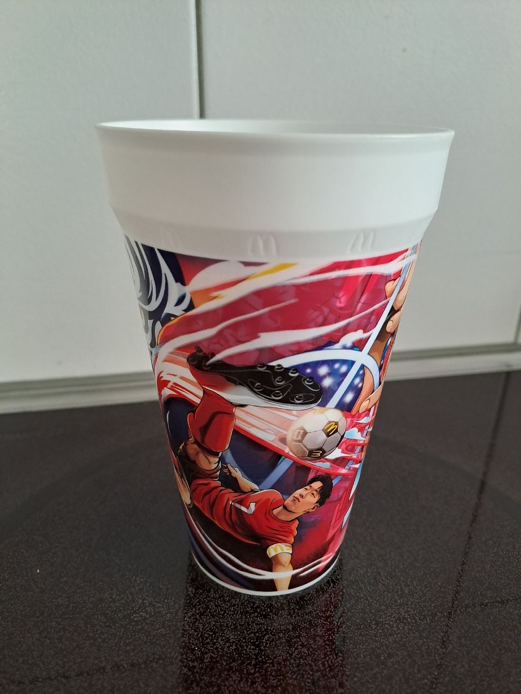 Contenitori & Simili: McDonalds Becher Fussball WM Edition – Nuovo (secondo la descrizione) da Rickenbach LU venduto da bishiida 1