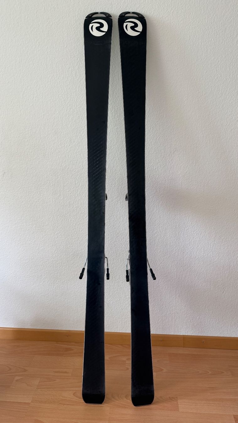 Rossignol Skis: Rossignol Skiset mit Schuhen und Helm – Gebraucht aus Lichtensteig von elv_9dzx 1