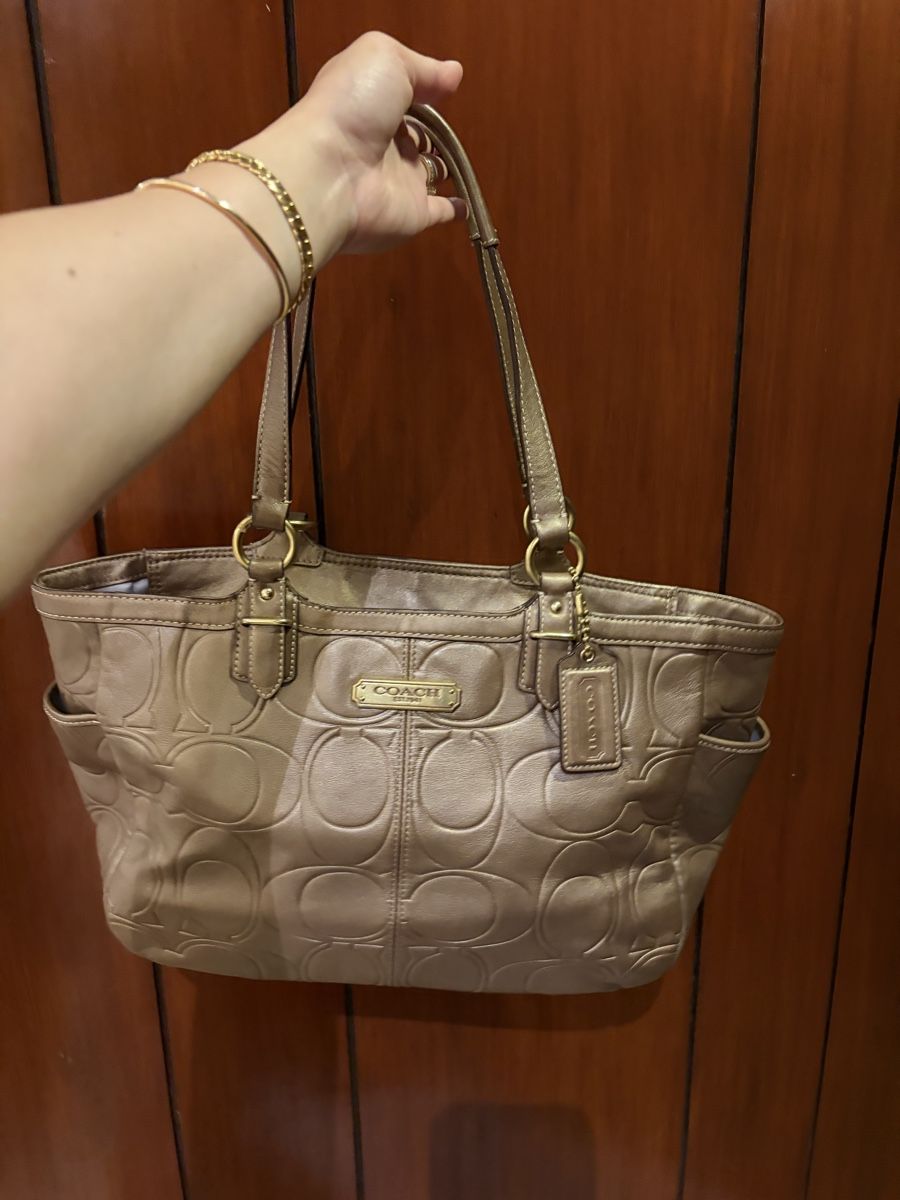 Coach Borse da donna: Coach Elegant Leather Shoulder Bag – Usato da St.Josefen venduto da lop_lh8d 9