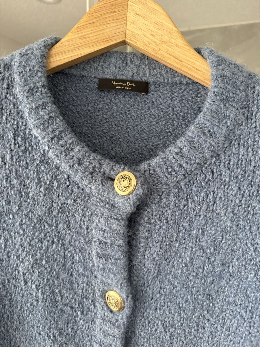 Massimo Dutti Giacche: Massimo Dutti Boucle Cardigan – Usato da Wangen ZH venduto da seretdn 4