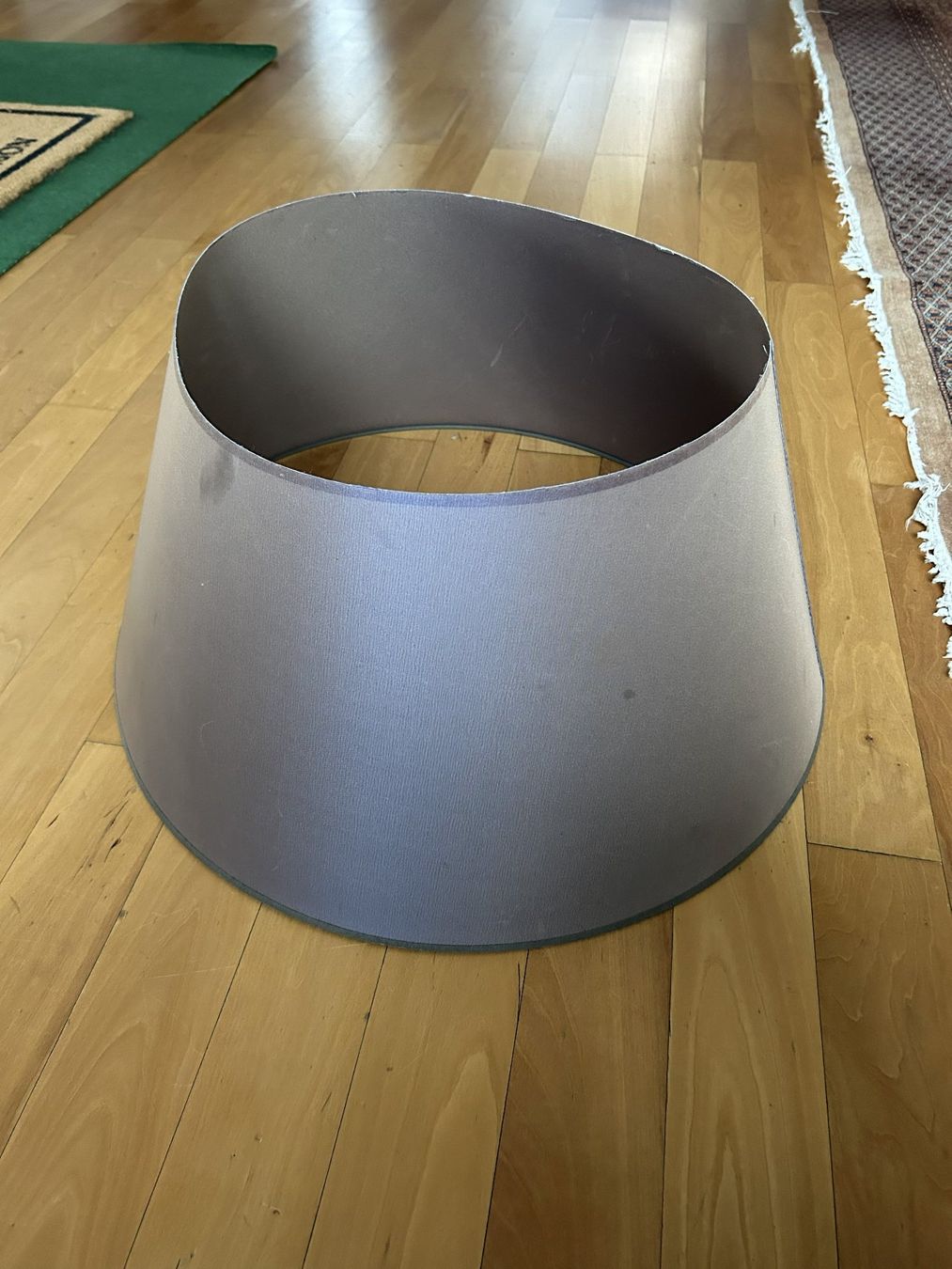 Lampenschirme: Lampenschirm braun Glanz – Gebraucht aus Zollikon von est_rkg7