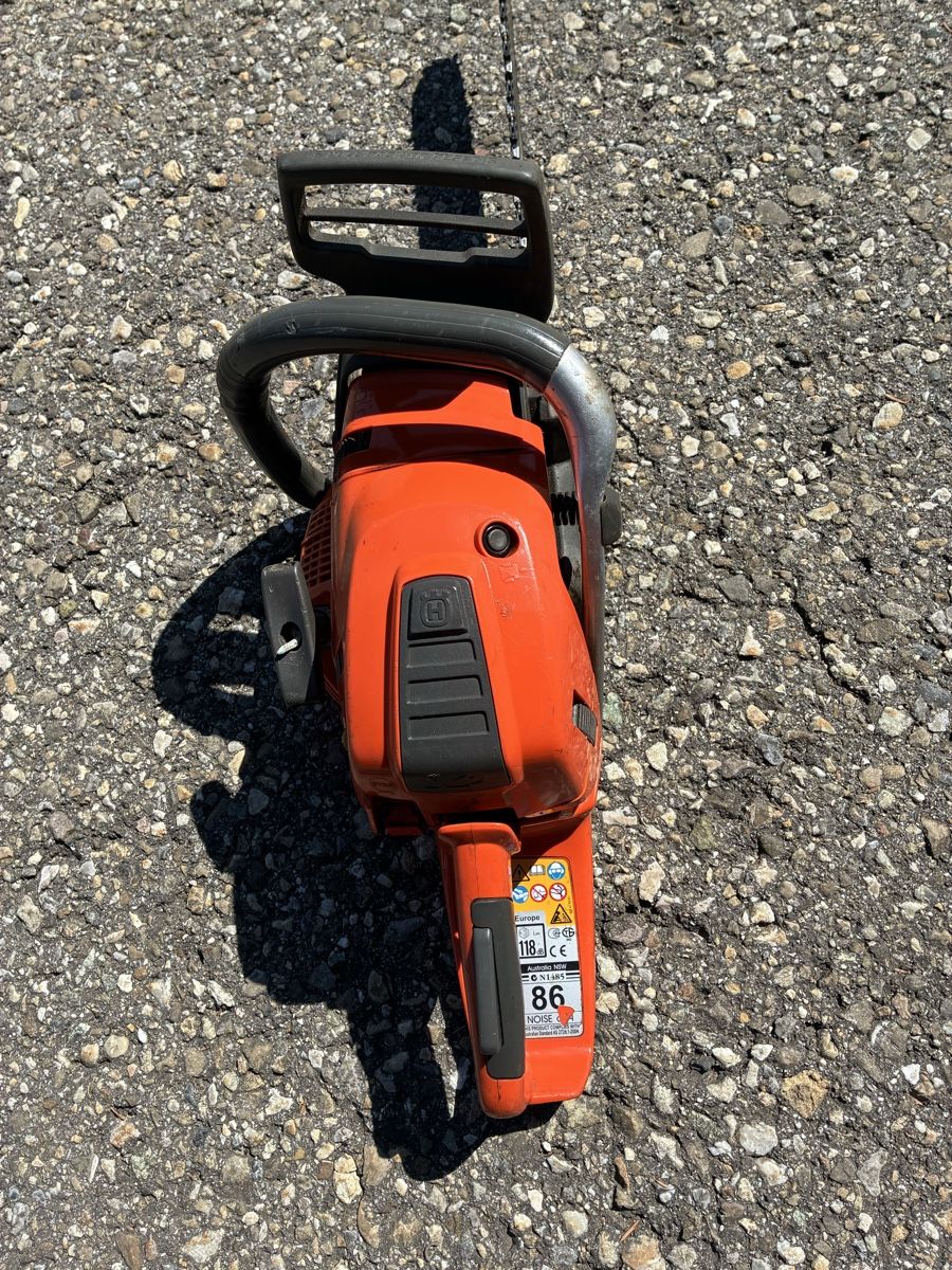 Husqvarna Scies: Husquarna 560 XP – D'occasion à Rüderswil par Avant530 5