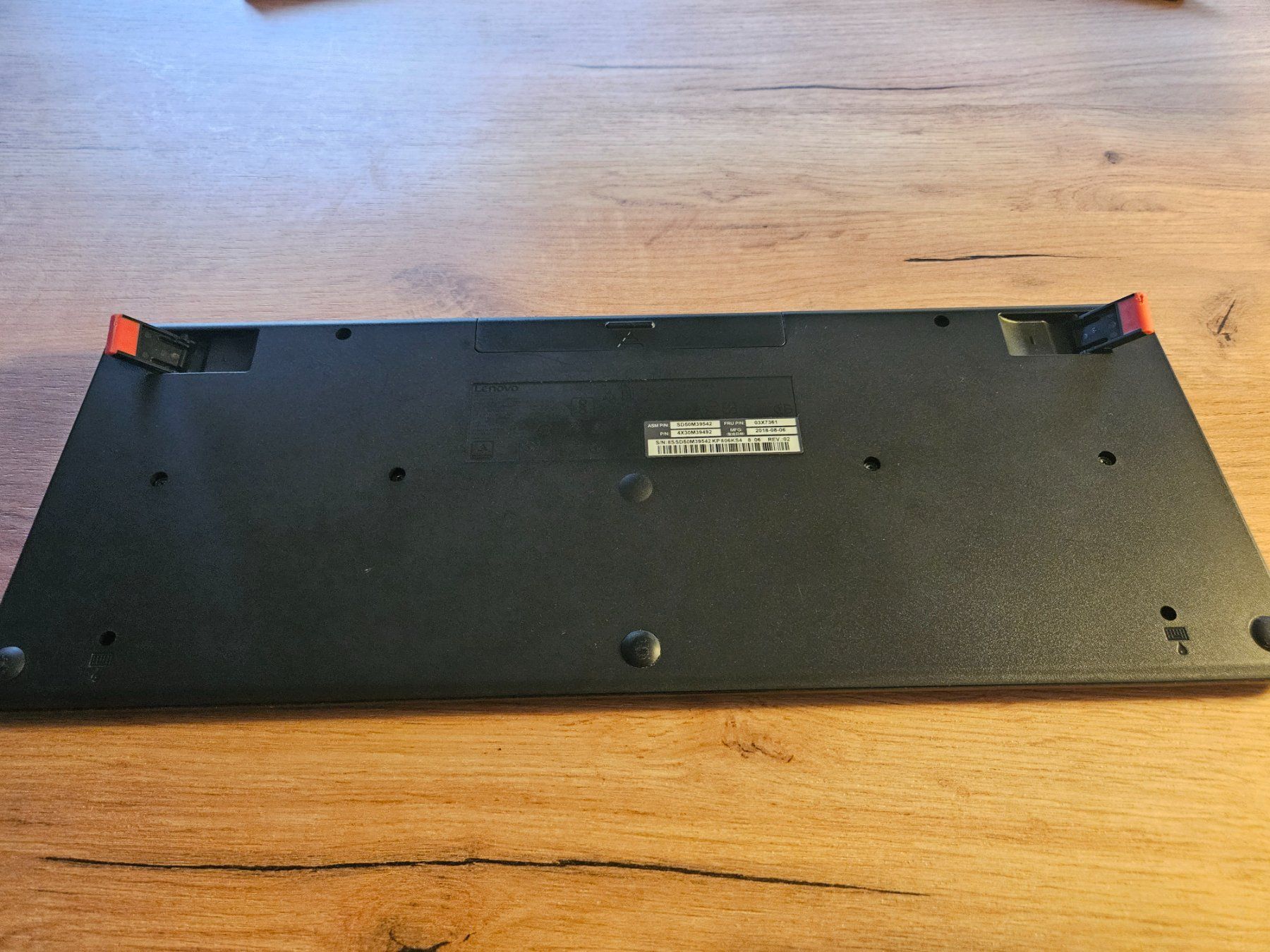 Lenovo Tastiere: Lenovo wireless keyboard schwarz – Usato da Zürich venduto da noahnehrmann 3