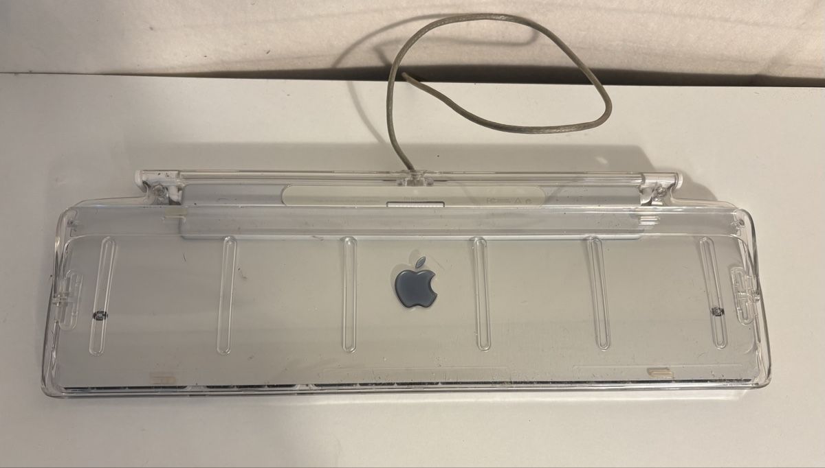 Apple Claviers: Apple Pro Keyboard M7803 – D'occasion à Horgen par rrtt 1