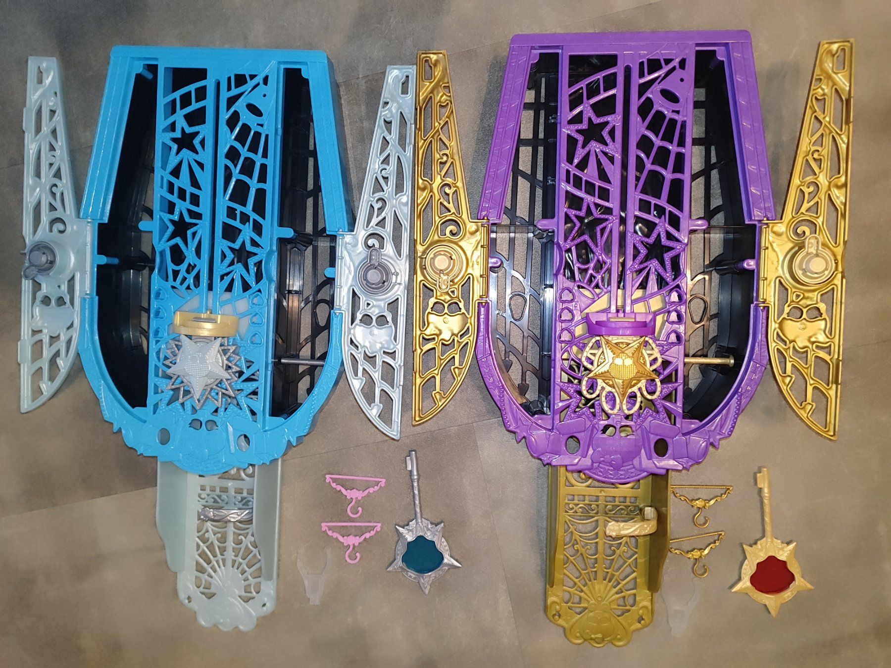 Bambole: 4 Monster High Skulltimate Secrets-Schränkchen – Nuovo (secondo la descrizione) da Wimmis venduto da and_7f5k 2