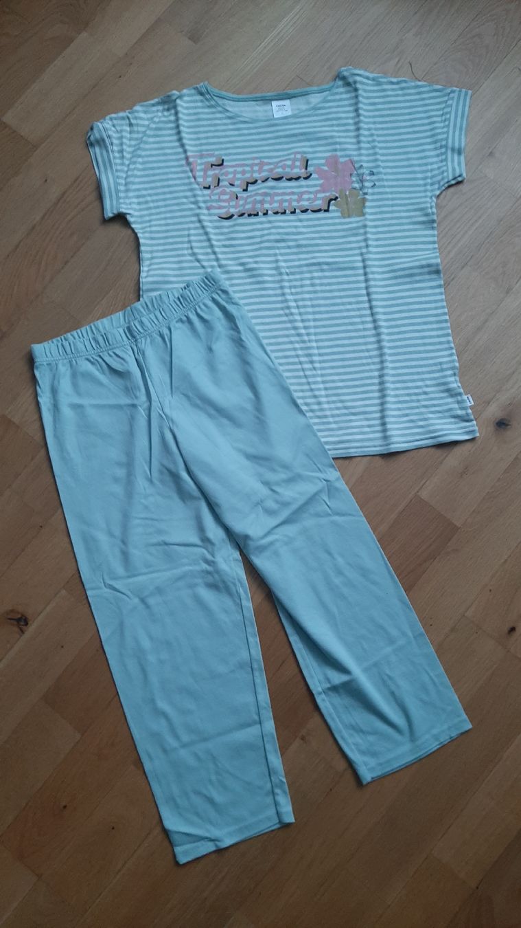 Calida Pigiama & Simili: Calida Pyjama kurzarm Grösse 152/158 – Usato da Dübendorf venduto da Luuuusmeitli12