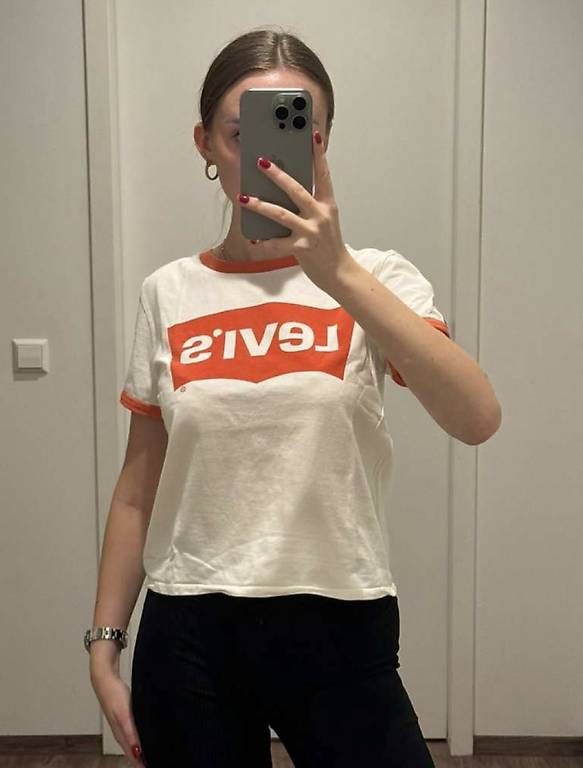 T-shirt: Levis T-shirt – Usato da Wettswil venduto da mia_ql62