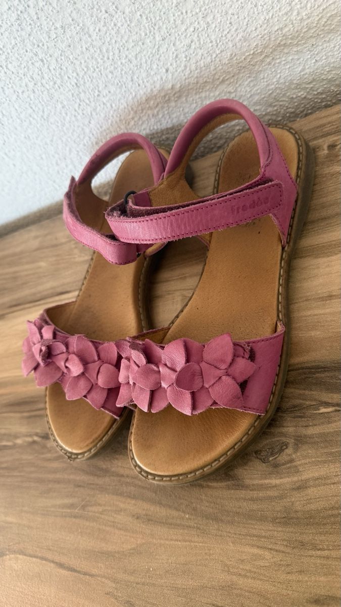 Froddo Schuhe für Mädchen: Froddo Sandalen gr.35  – Gebraucht aus Winterthur von -BeHappy24- 1
