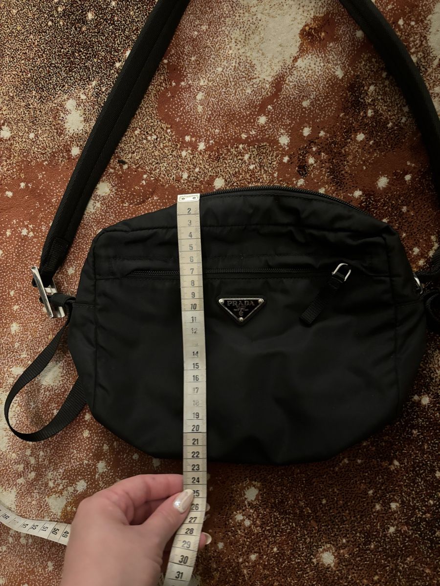 Prada Borse: Prada Umhängetasche Nylon schwarz – Nuovo (secondo la descrizione) da Zürich venduto da JMima 2