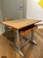Schulbank / Pult mit Stuhl, VS, höhenverstellbar