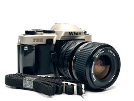Gewartete Neuwertige Nikon FE10