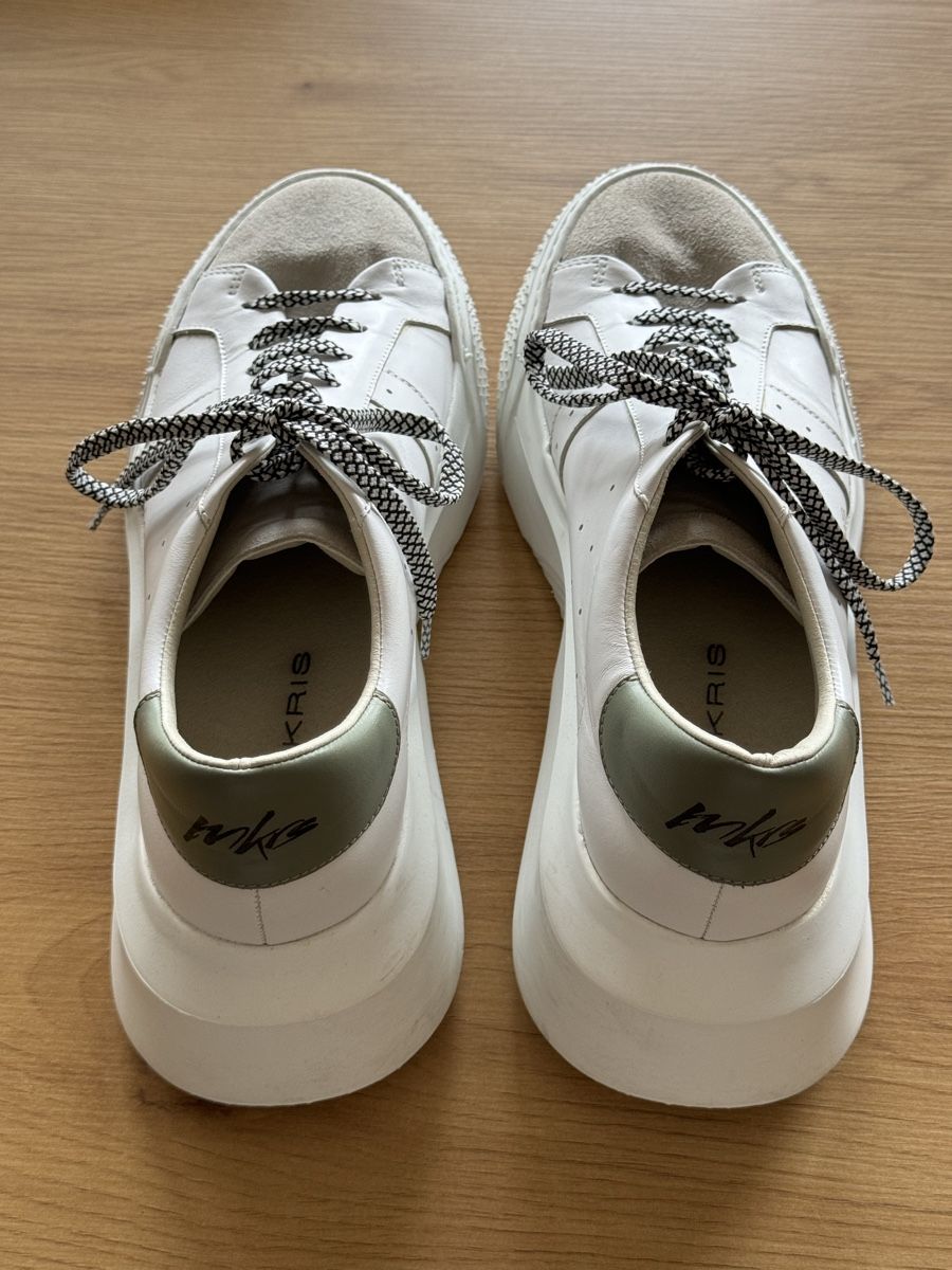 Herrenschuhe: Designer Sneaker aus Mykonos – Neu (gemäss Beschreibung) aus Bern von anja.zurbuchen 1