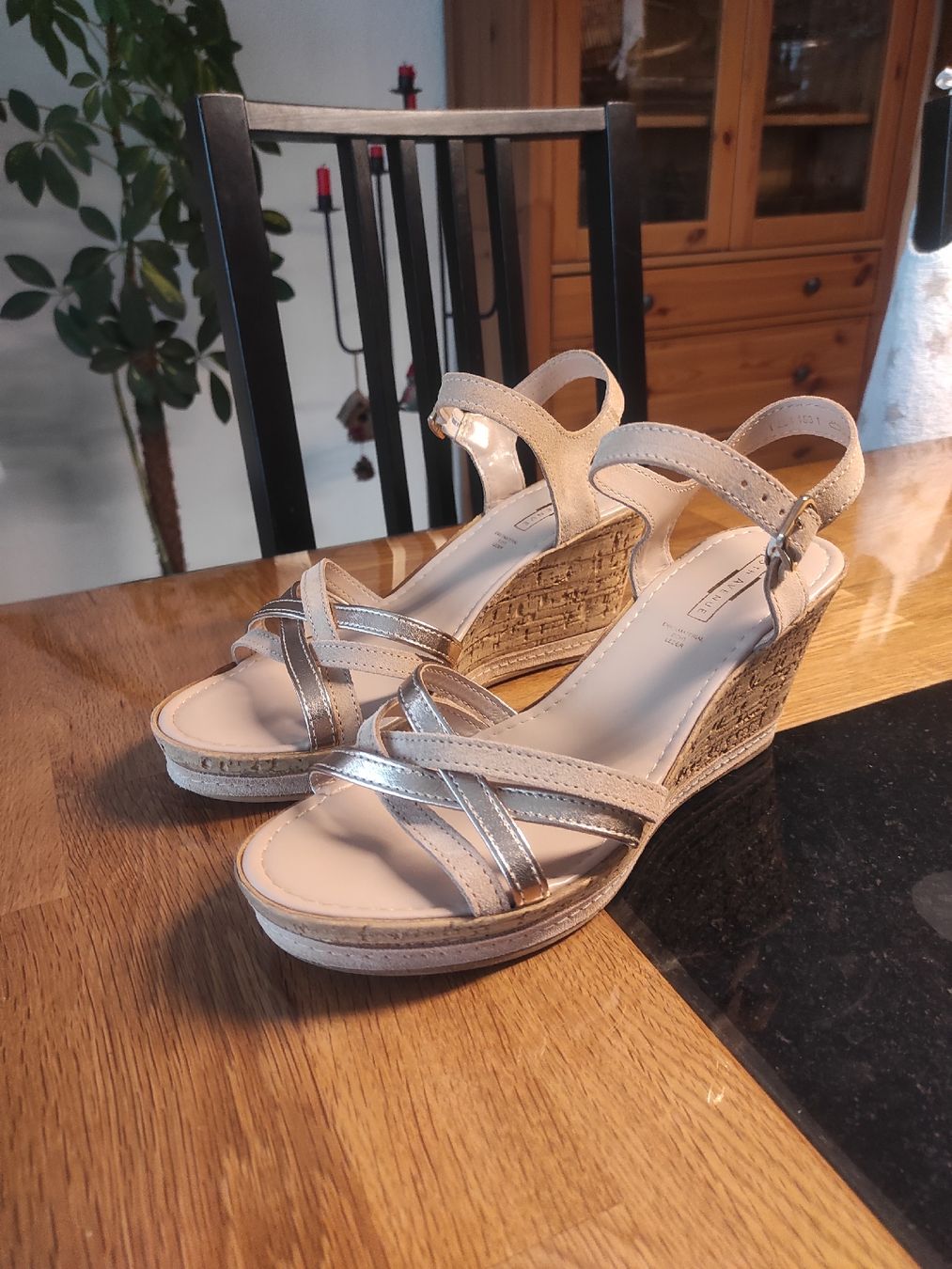 Dosenbach Damenschuhe: Sandalette Gr.39, 5 TH AVENUE, NEU!!! – Neu (gemäss Beschreibung) aus Burgdorf von Ropajesi