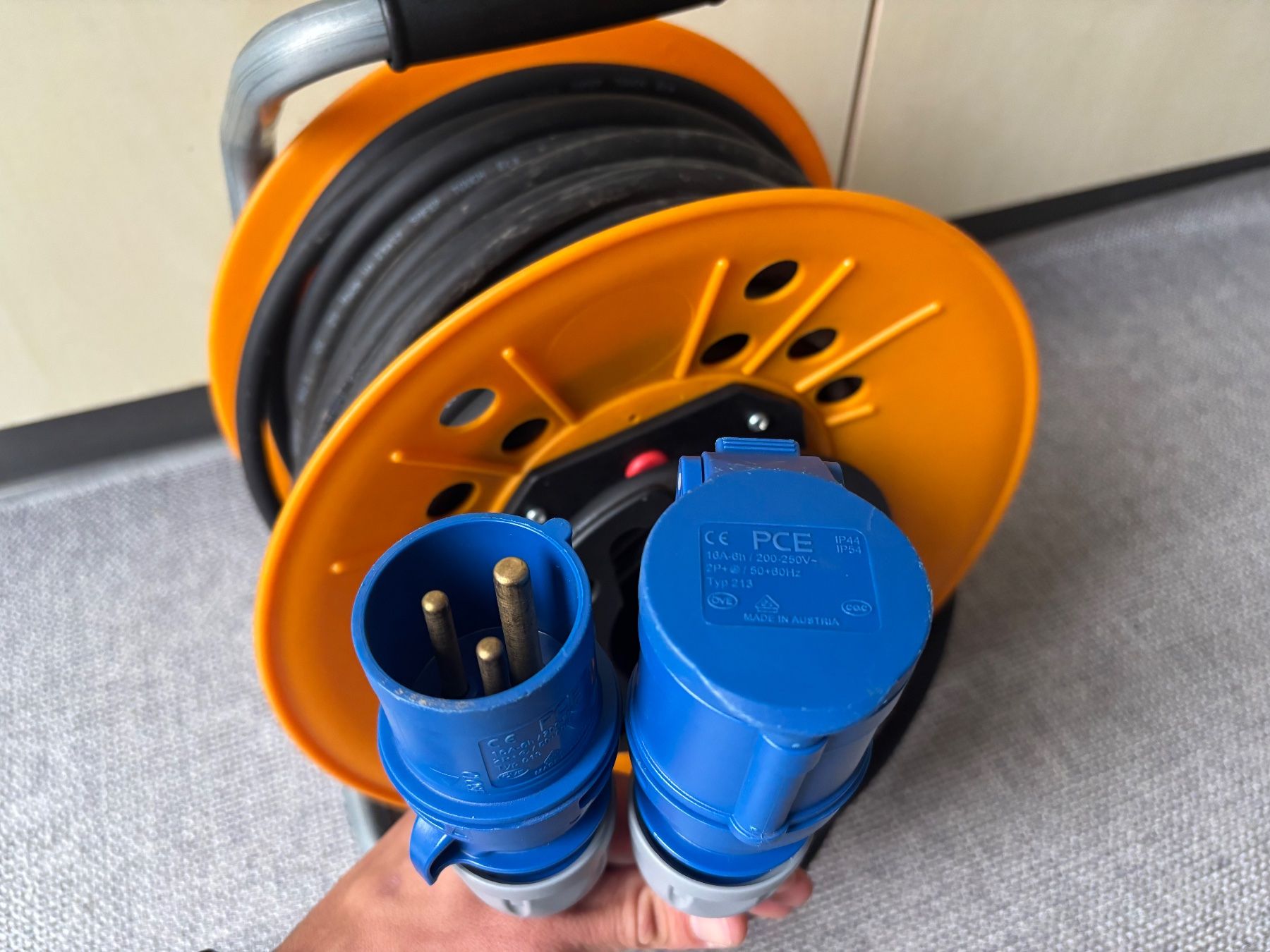 Kabel: Millea Kabeltrommel CEE 230V – Gebraucht aus Zürich von SiIenos 3
