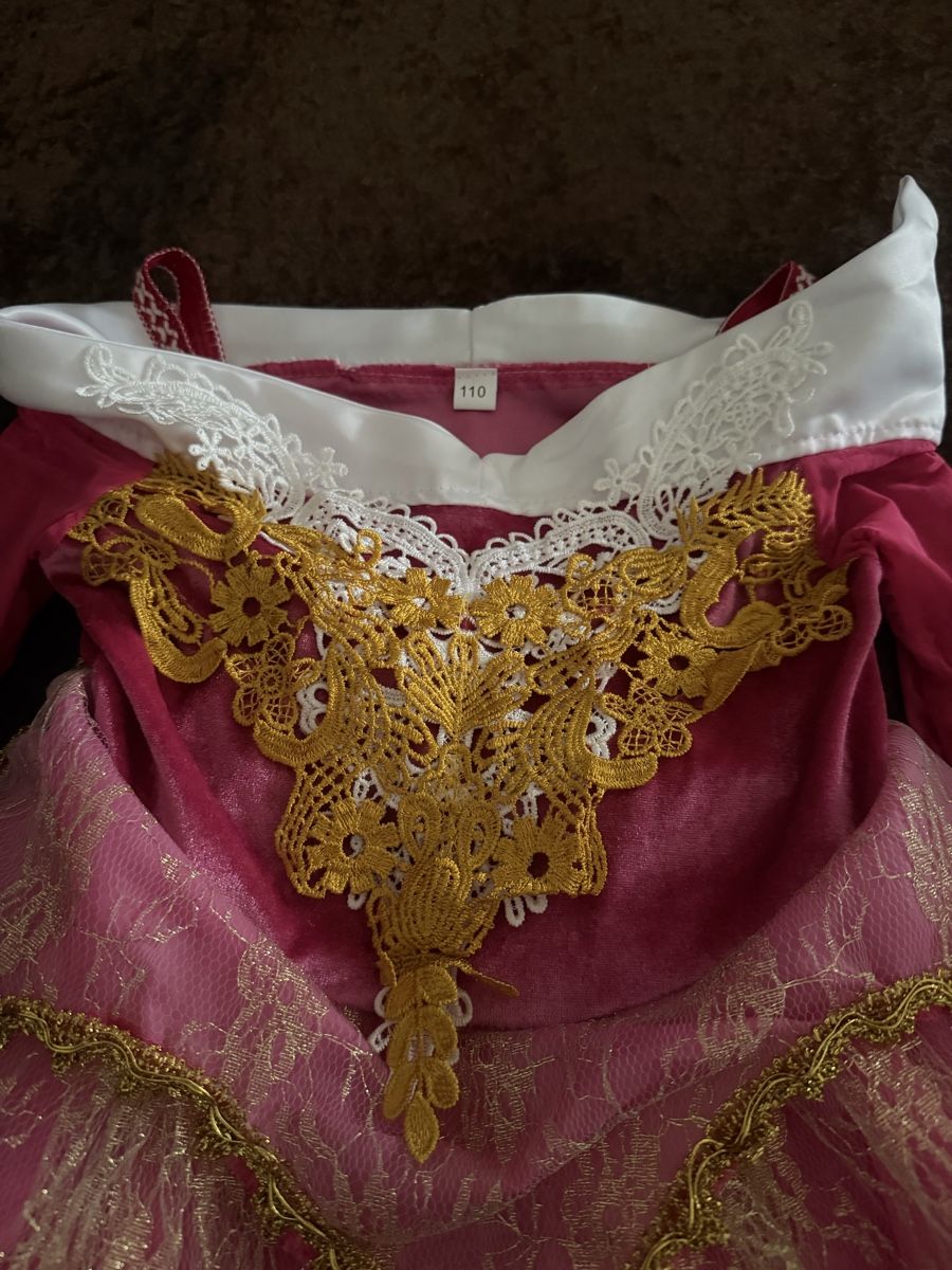 Costumi: Mädchen Kleid Dornröschen Grösse 110 – Usato da Wangen b. Olten venduto da Sarina93881621 1