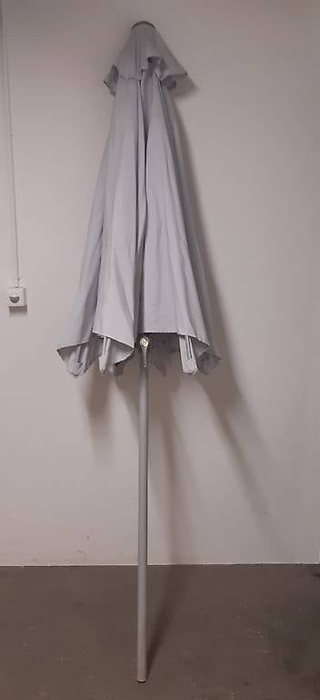 Ombrelloni: Parasol en toile – Usato da Plan-les-Ouates venduto da Flo101