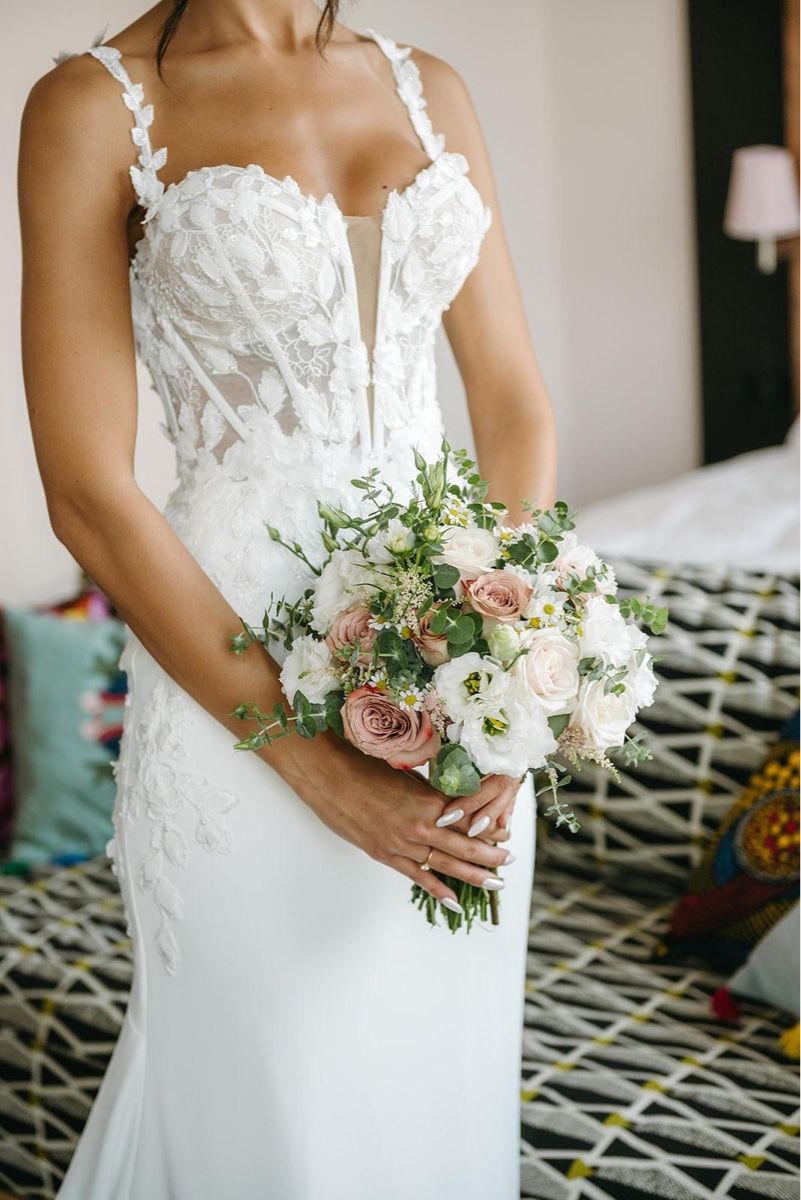 Kleider: Brautkleid Rish Bridal – Neu (gemäss Beschreibung) aus Zug von Deks 1