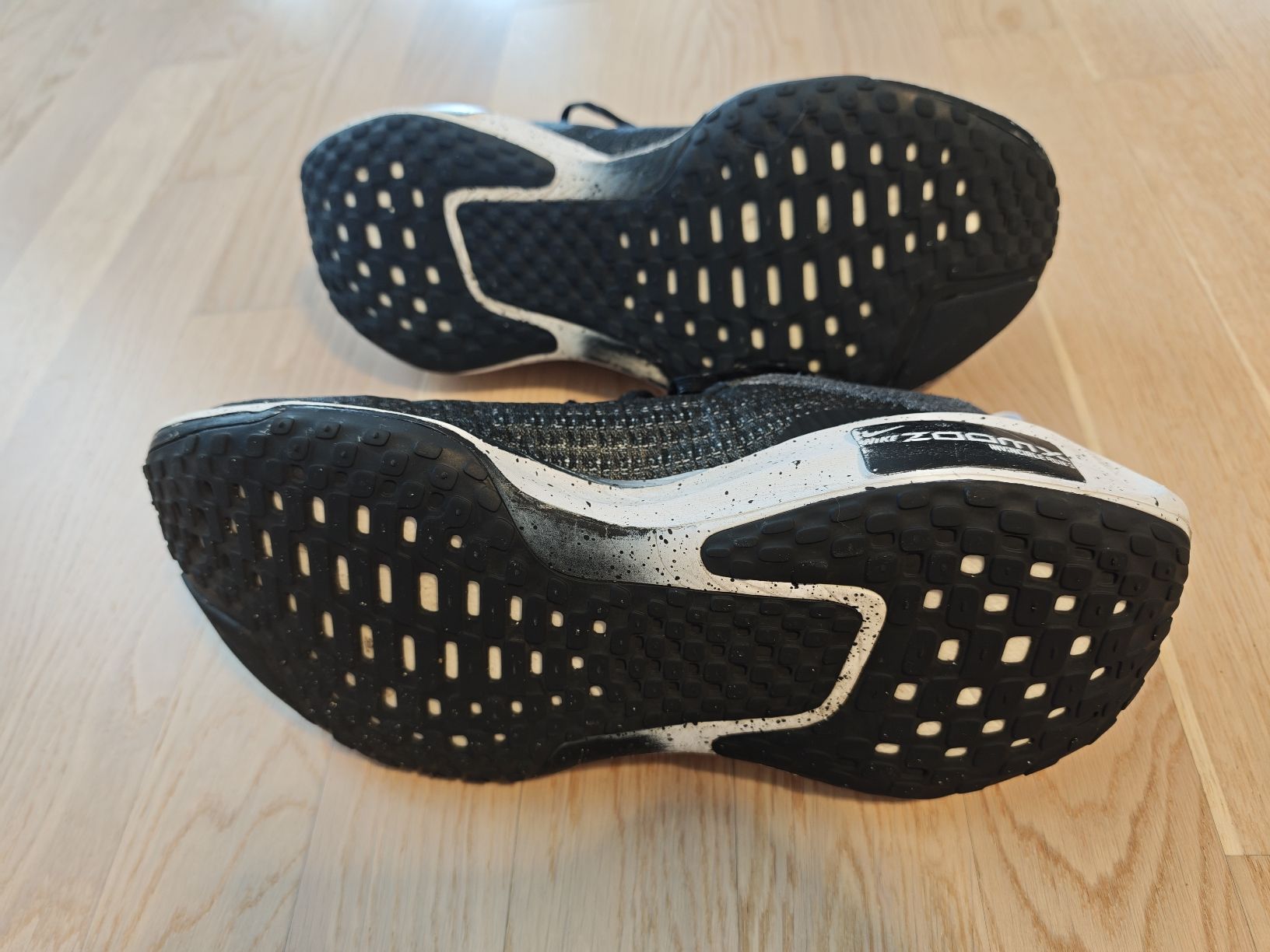 Nike Scarpe da uomo: Nike Invincible Run 3 (Grösse 45) – Usato da Pratteln venduto da Robert_Florentin 2