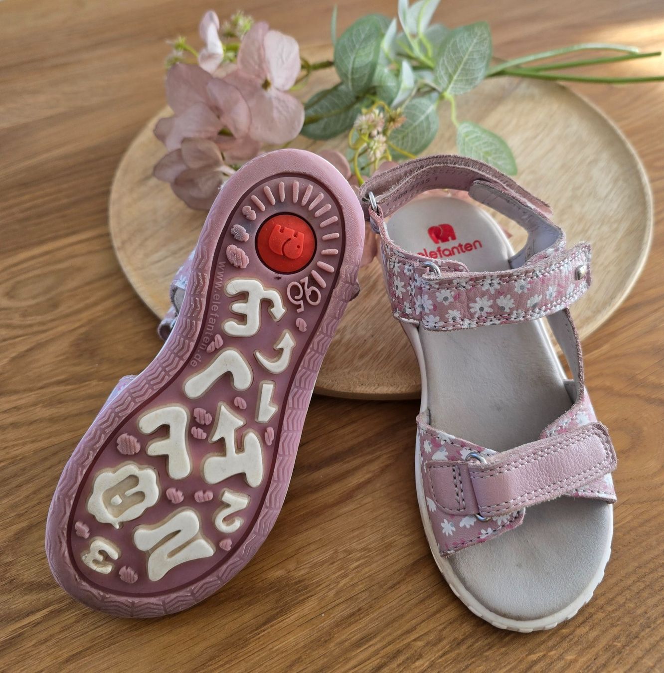 Scarpe per ragazze: Sandalen Gr. 25 – Usato da Zäziwil venduto da Seisler 2