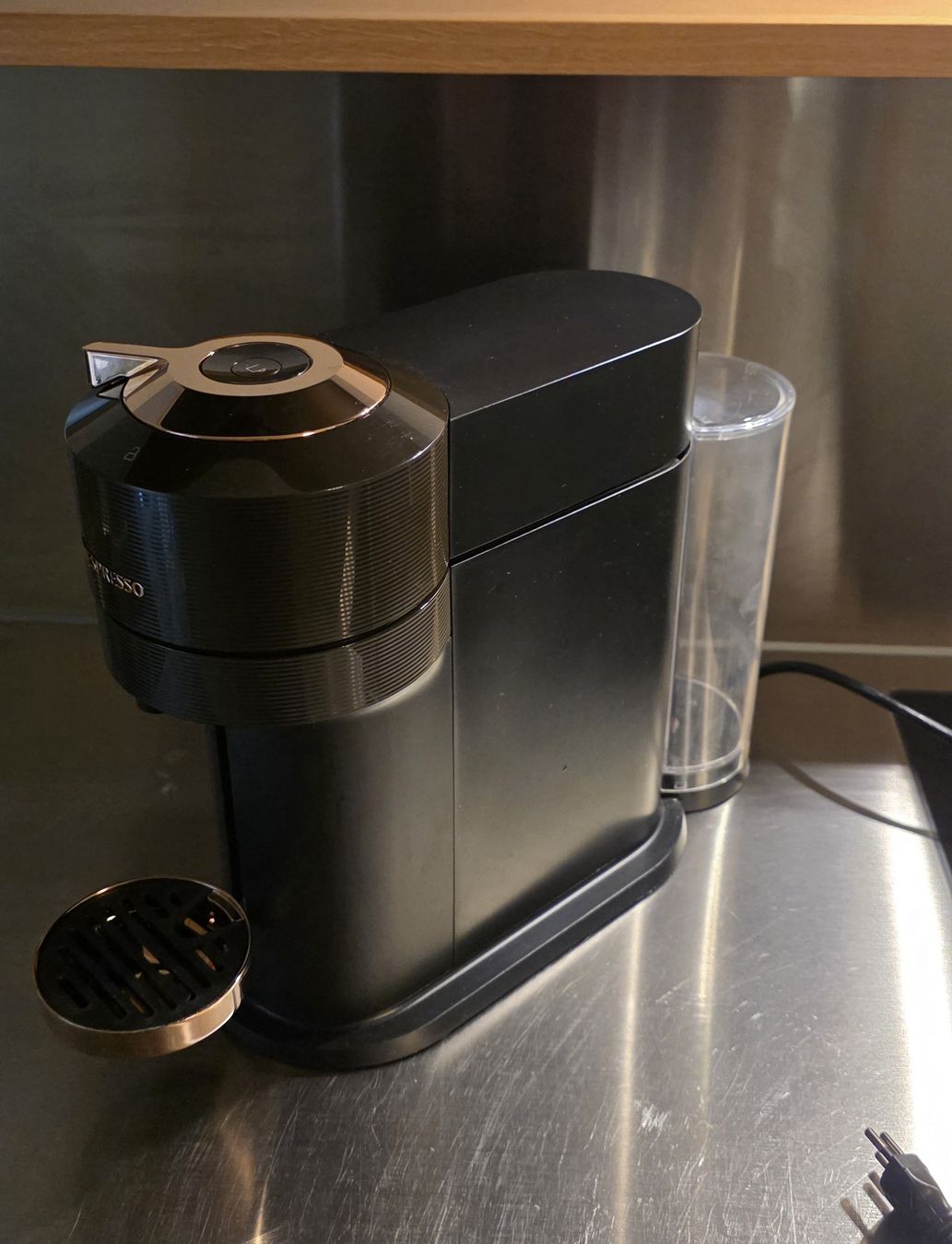 Nespresso Kaffeemaschinen & Espressomaschinen: Nespresso Vertuo Next Coffee Machine, deluxe – Gebraucht aus Elsau von tomtom198502 1