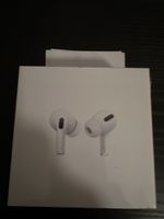 Apple Air Pods with MagSafe Charging Case