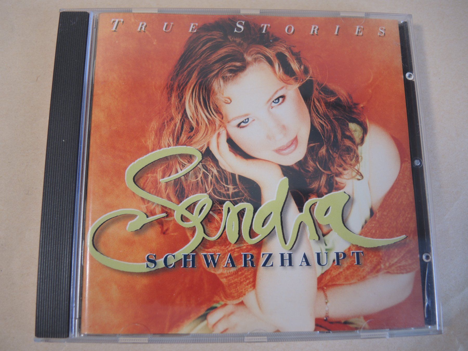 CD: Sandra Schwarzhaupt - True Stories CD – Usato da Rorschach venduto da Pop-upBrocki