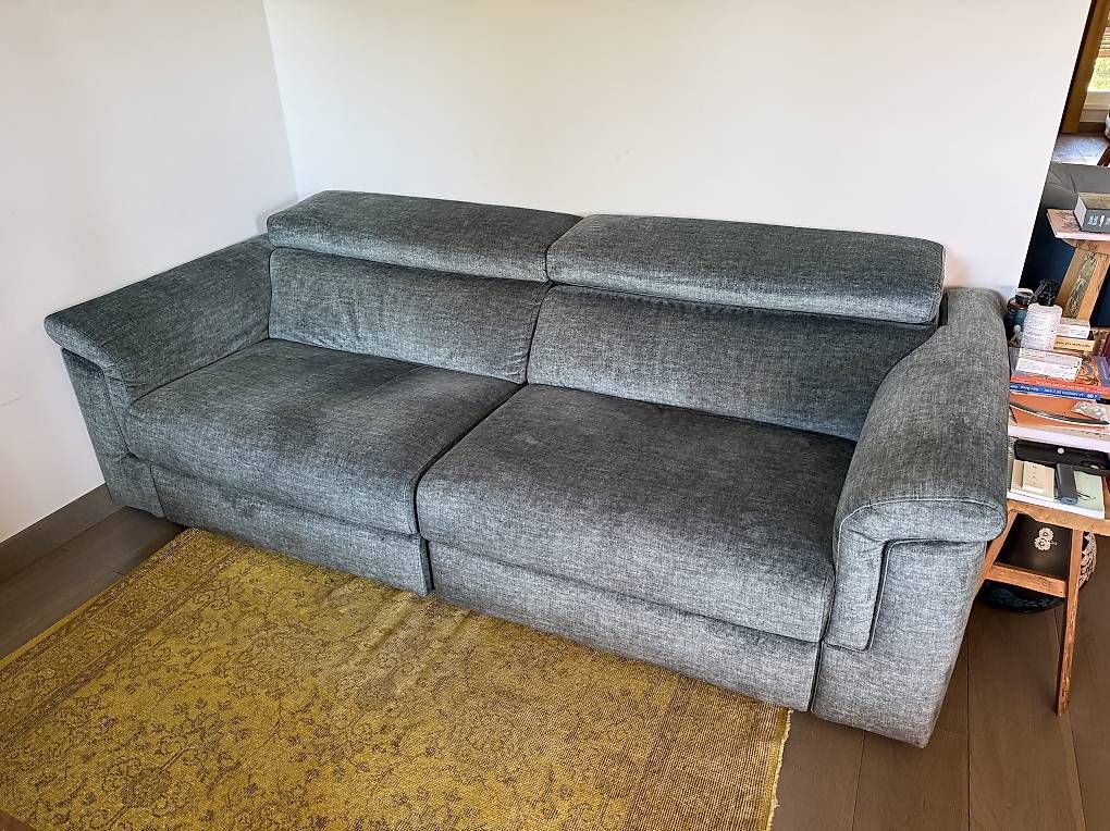 Sofas: Canapé Poltronesofa état neuf – Gebraucht aus Epalinges von Shouna