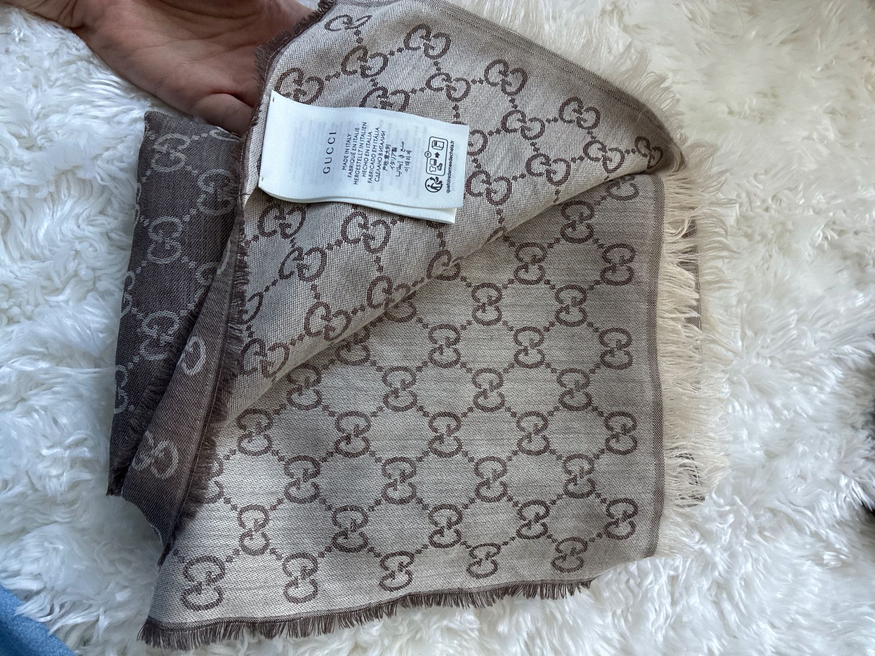 Gucci Foulard & Sciarpe: Gucci schal – Usato da Zürich venduto da sel_2c96 2