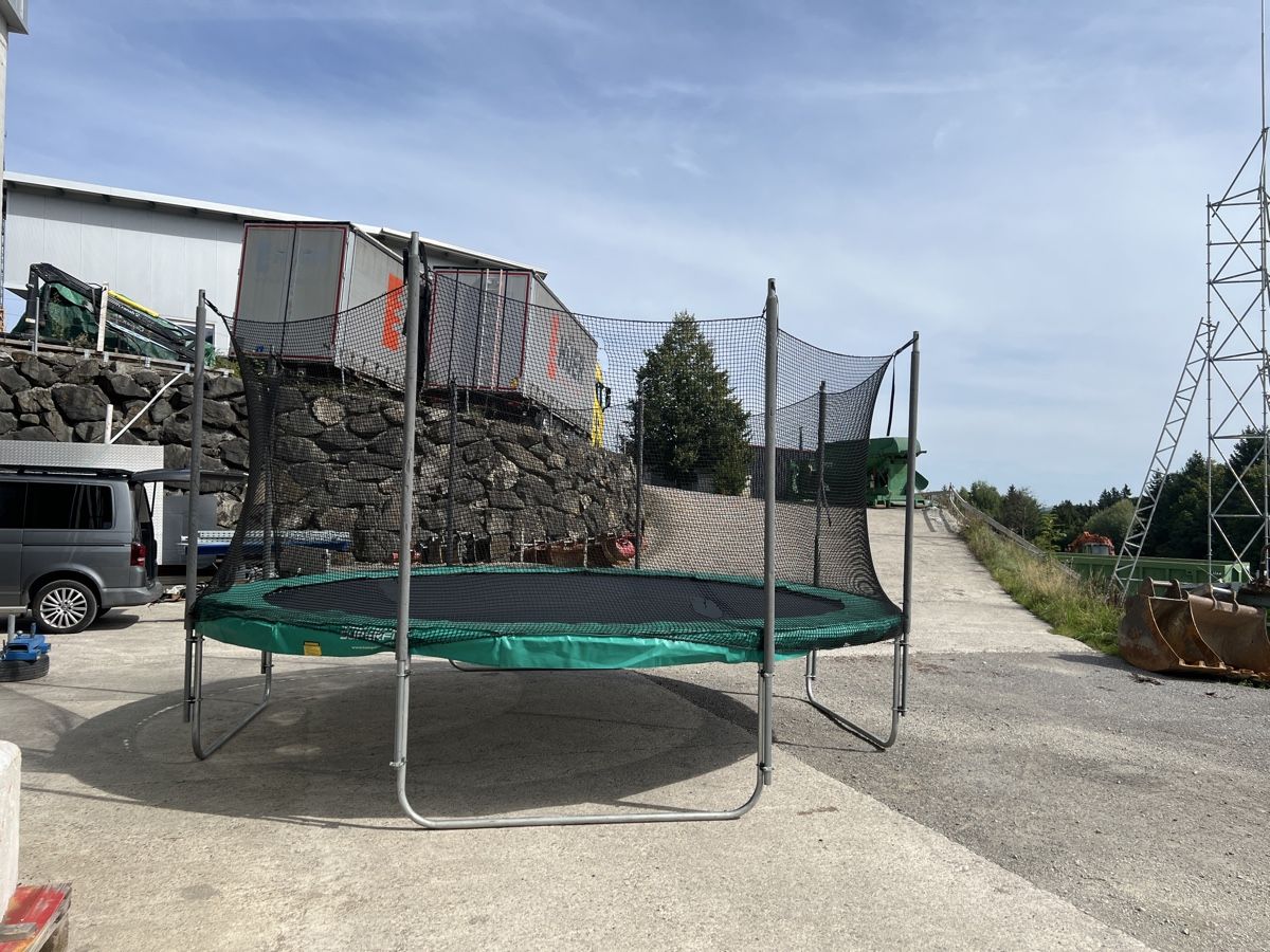 Trampoline: Trampolin SUPERFUN, Durchmesser 5m – Gebraucht aus Hundwil von panzermech 8