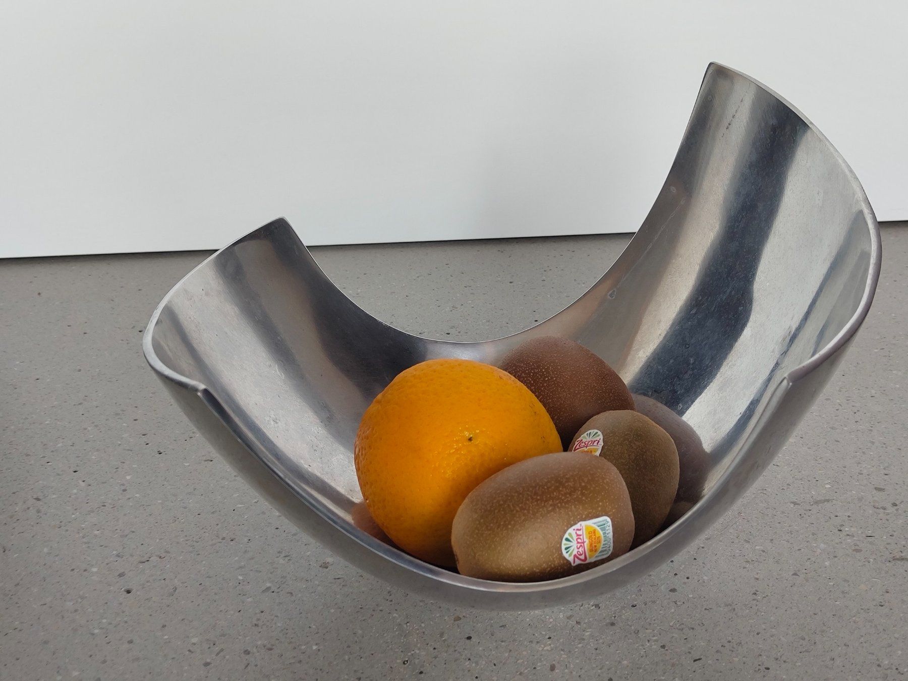 Schalen: Dekorative Aluminium-Schale – Gebraucht aus Regensdorf von kat_5n2y
