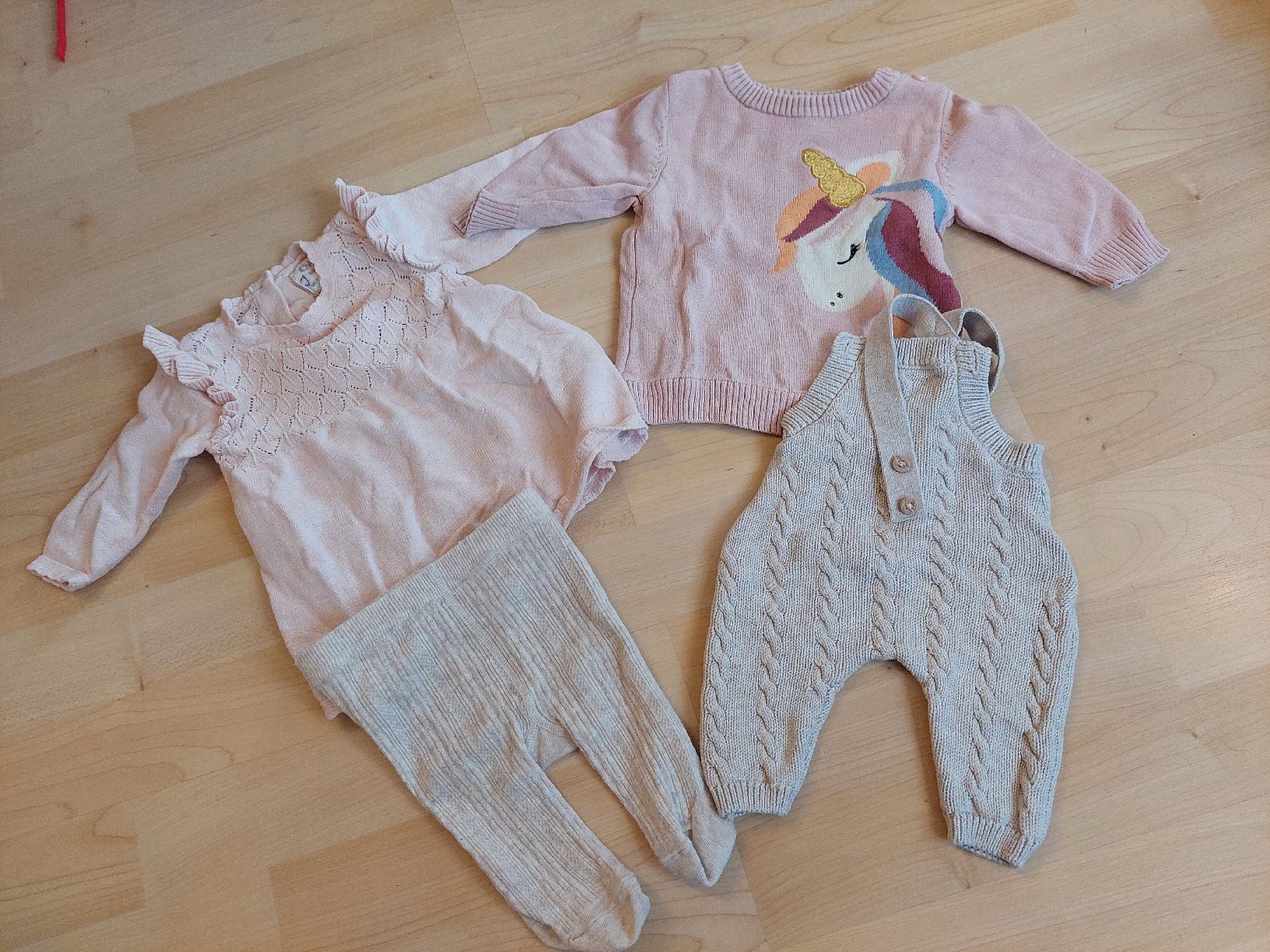 Kleiderpakete & -sets: Kleiderpaket Mädchen 50/56, 26 Teile – Gebraucht aus Gränichen von JaelRoost 3