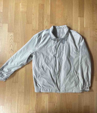 Micro Jacke hellgrau mit Kragen gebrauchter Zustand