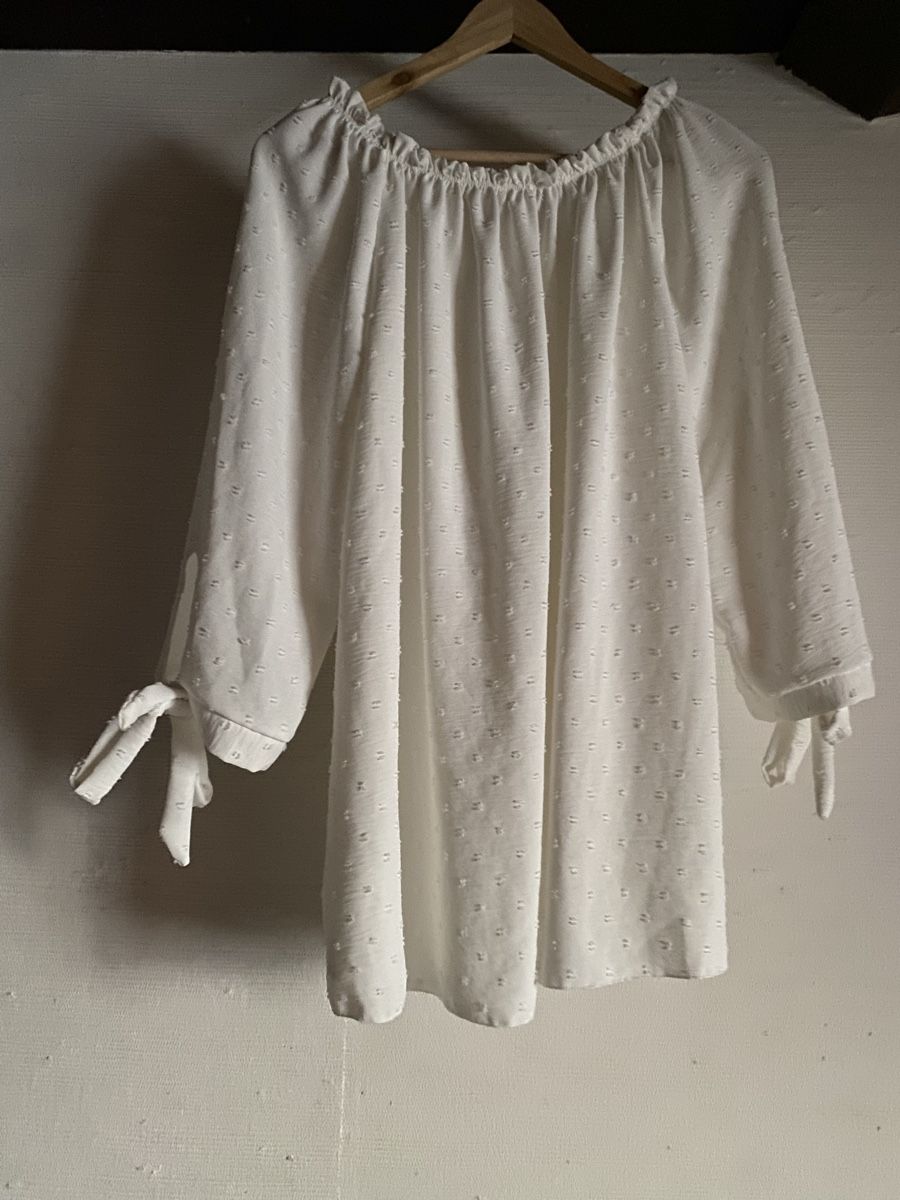 Tops: Blouse blanche à manches à nouer 46 – Gebraucht aus Geneve von Monthoux13