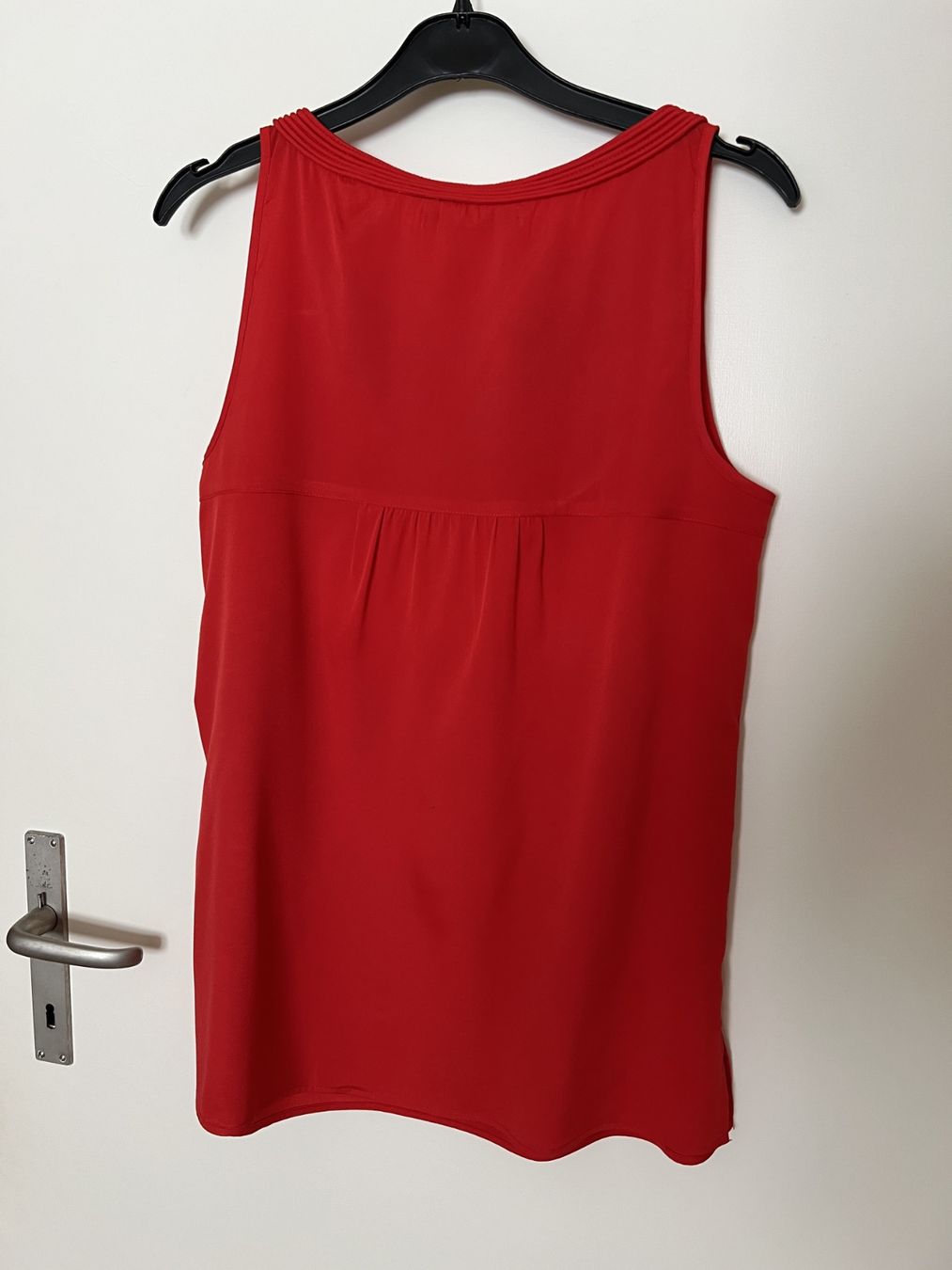 Top: SFERA Red Top EUR M – Usato da Horgen venduto da linuxrp 3