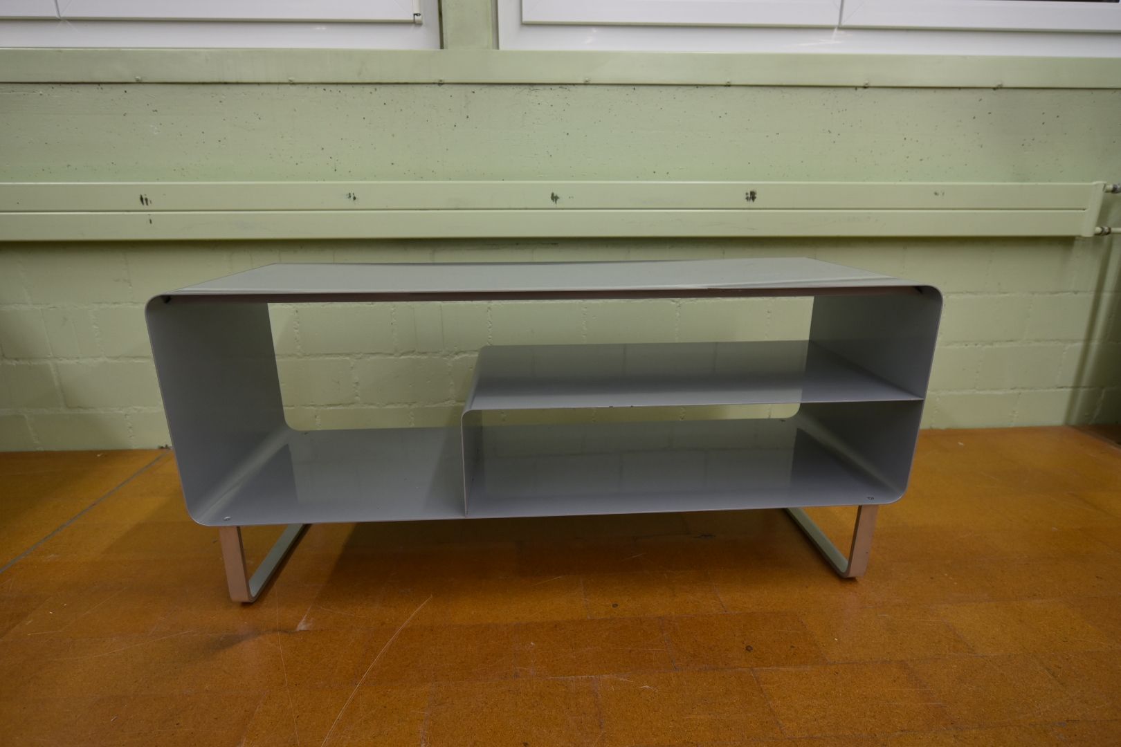 Müller Mobili TV: Designer Sideboard R111 Müller Möbelfabrikation TV-Möbel – Usato da Lichtensteig venduto da Polsterwerk 5