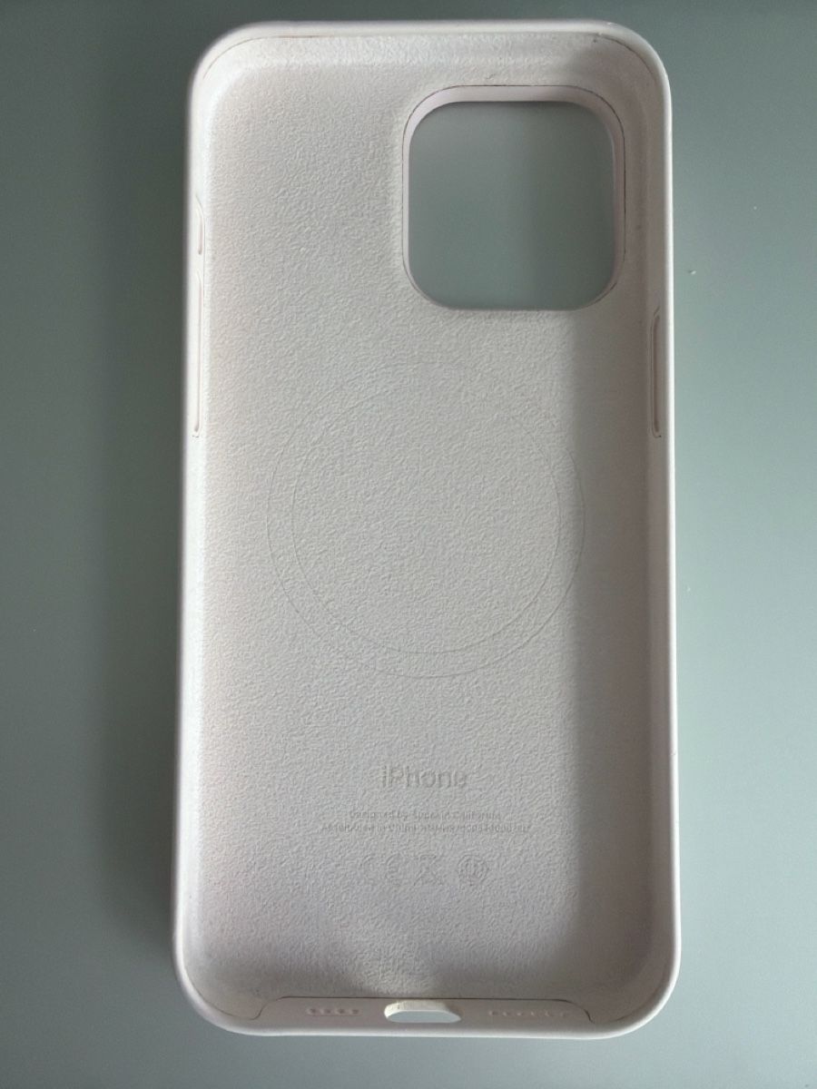 Apple Cover & Protezioni schermo: Apple iPhone 15 pro max Silikon Case mit MagSafe ROSA – Nuovo (secondo la descrizione) da Küssnacht am Rigi venduto da mabezei 1