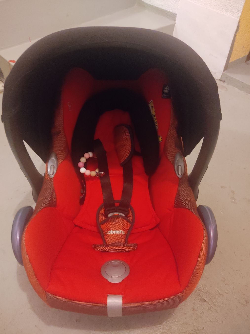 Maxi-Cosi Kinderwagen: Maci Cosi Babyschale – Gebraucht aus Altstätten SG von Rhein_Au 1