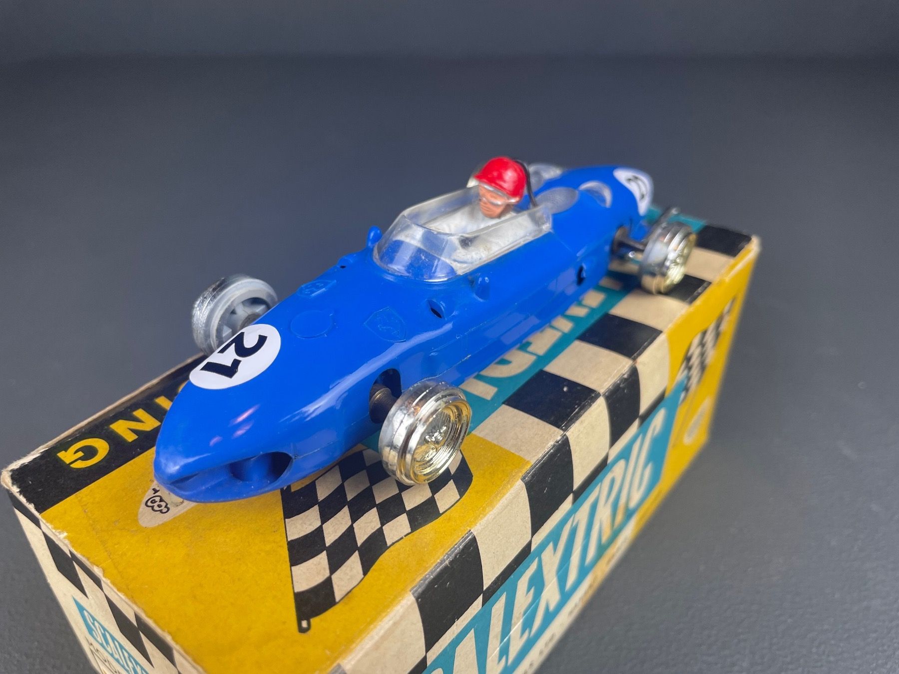 Piste: Scalextric C62 Ferrari Shark Nose Blue #21 – Nuovo (secondo la descrizione) da Genthod venduto da lightyear63 2