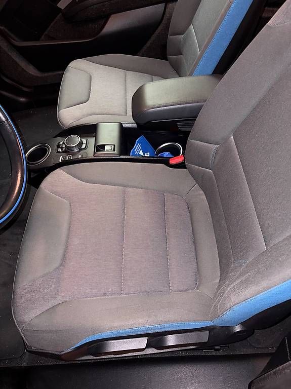 BMW Autos: BMW i3 (60Ah) Range Extender Hybrid – D'occasion à Mumpf par Swiss-Motors 4