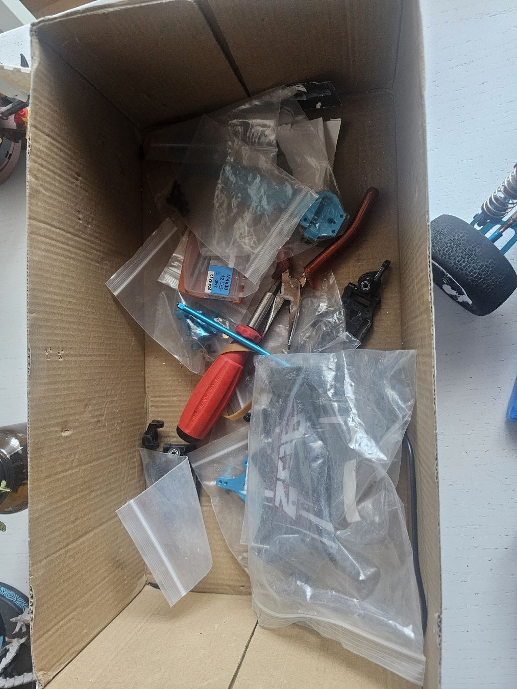 RC Modellbau: Fernbedientes Auto – Gebraucht aus Winterthur von kam_6scr 1