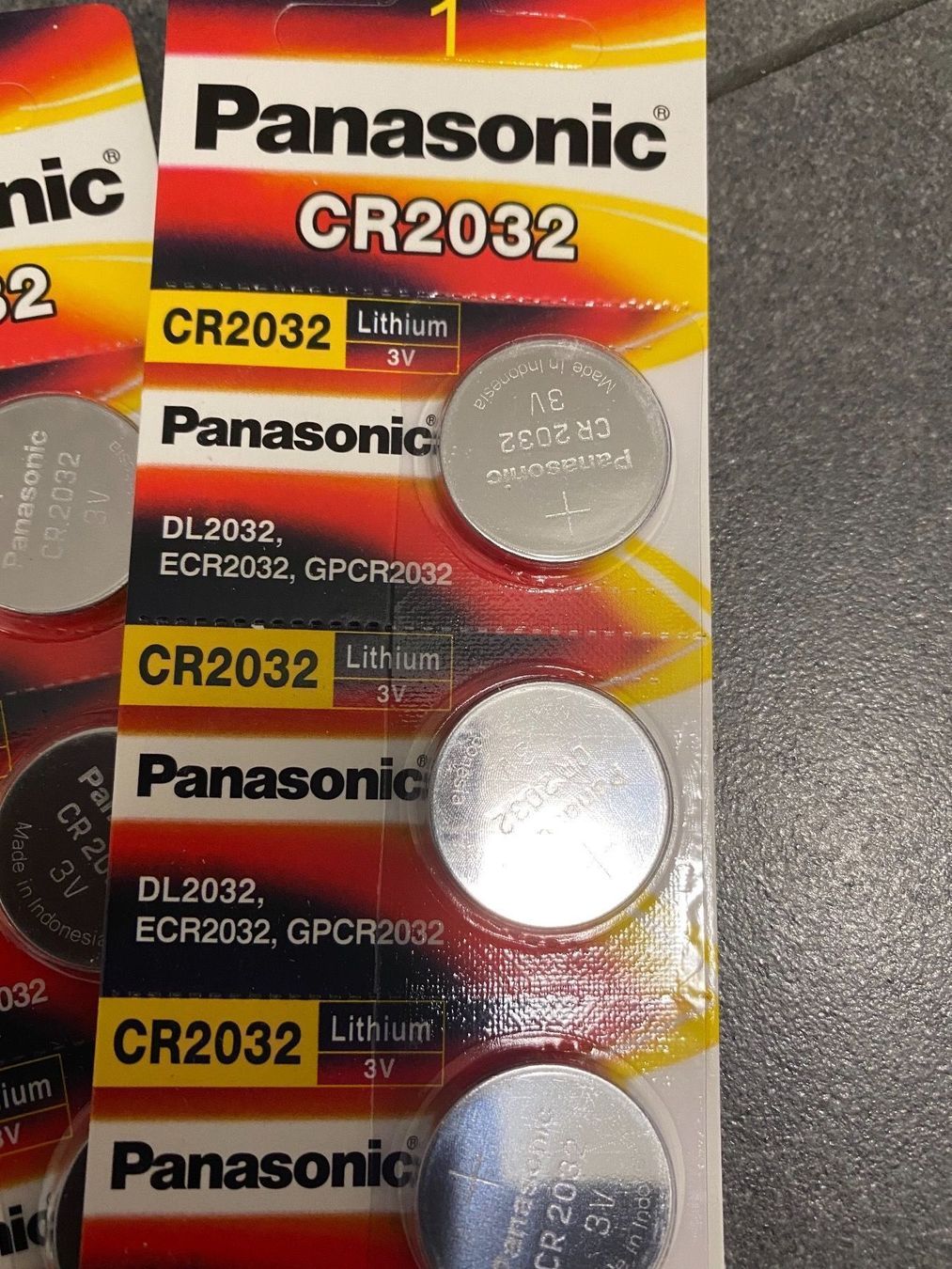 Panasonic Caricatori & Batterie: 20x Panasonic Knopfzellen Batterien – Nuovo e nell'imballaggio originale da Hünenberg venduto da Trade18 1
