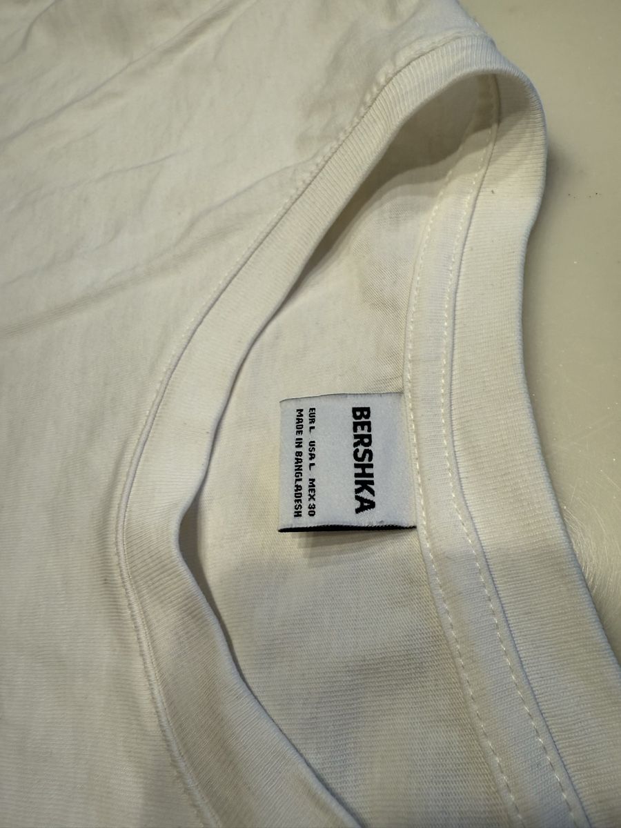 Bershka T-shirt: Bershka T-Shirt - Grösse L – Usato da Wohlen AG venduto da Coco_91 1