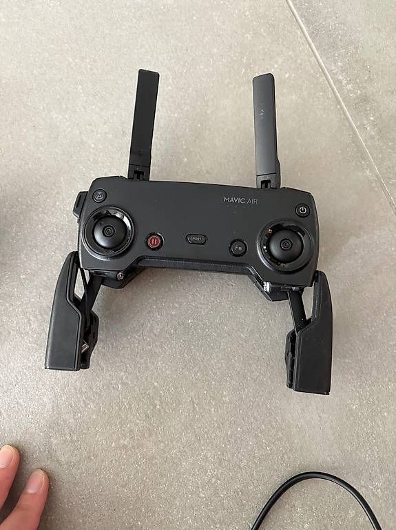 DJI Camcorder: DJI Mavic Air  Kit completo – Gebraucht aus Giubiasco von Semmenek 3